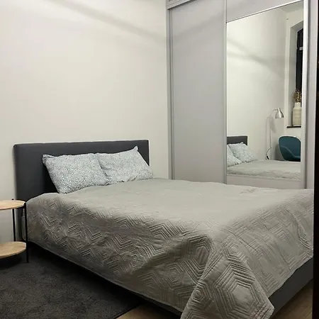 Loft Stara Tkalnia Apartment Zielona Gora  Exterior photo